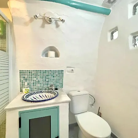 Hébergement de vacances Cave House Yara With Pool And Facilities For Prm *