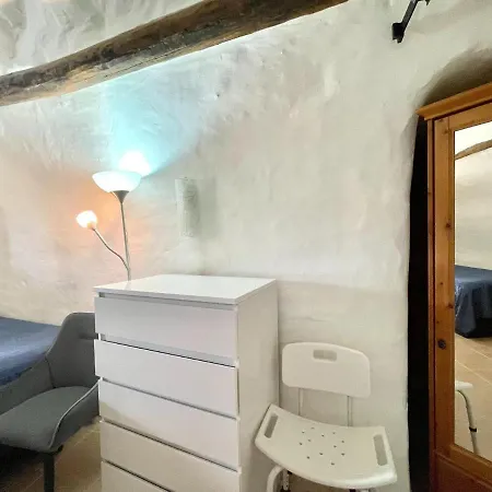 Cave House Yara With Pool And Facilities For Prm Hébergement de vacances